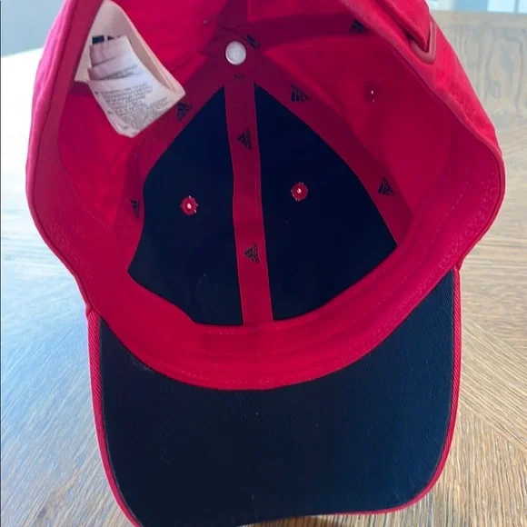 Adidas Manchester United Red Cap - Picture 4 of 6